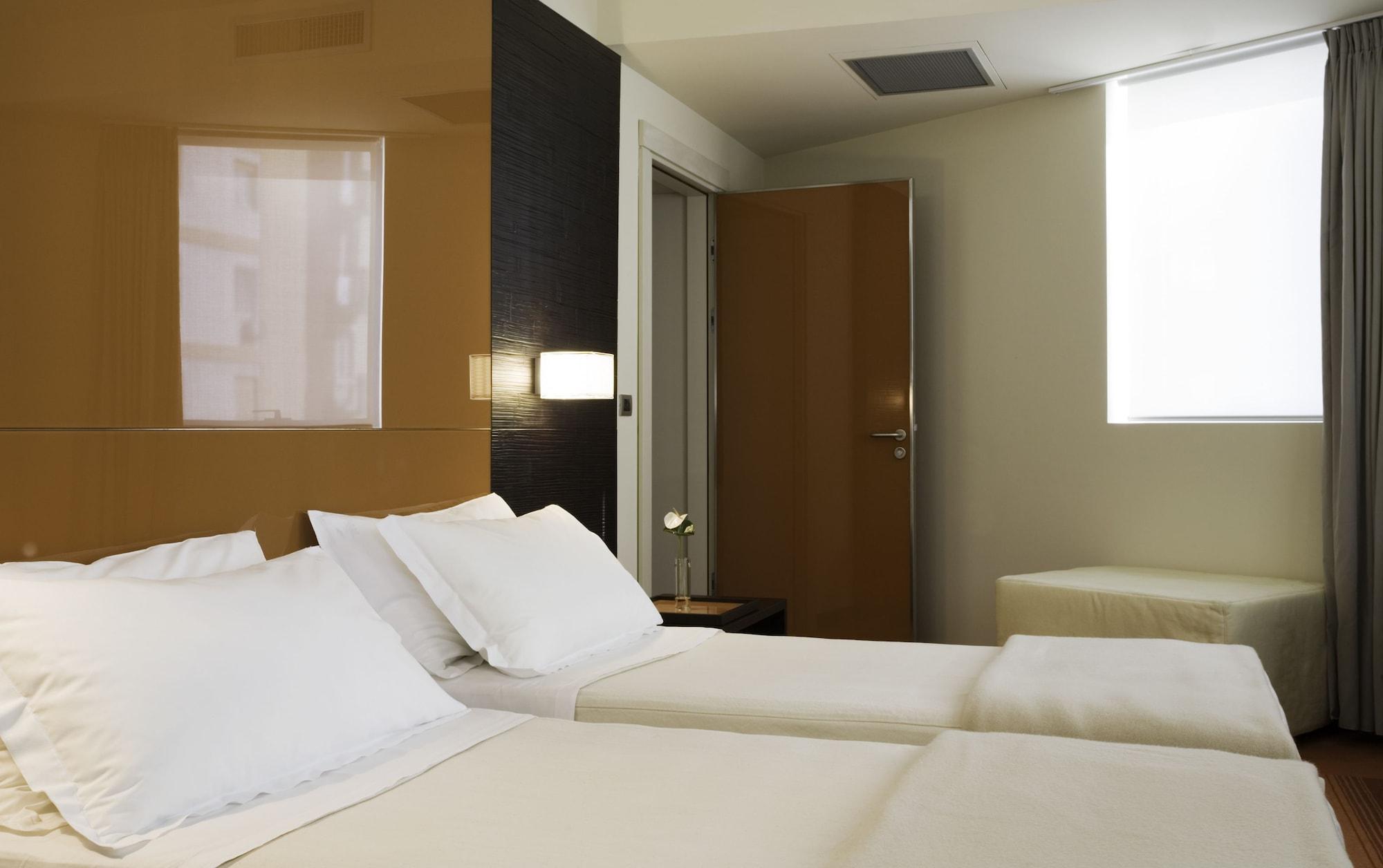Una Hotels T Hotel Cagliari Ngoại thất bức ảnh