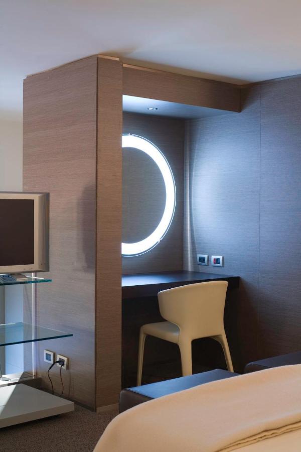 Una Hotels T Hotel Cagliari Ngoại thất bức ảnh